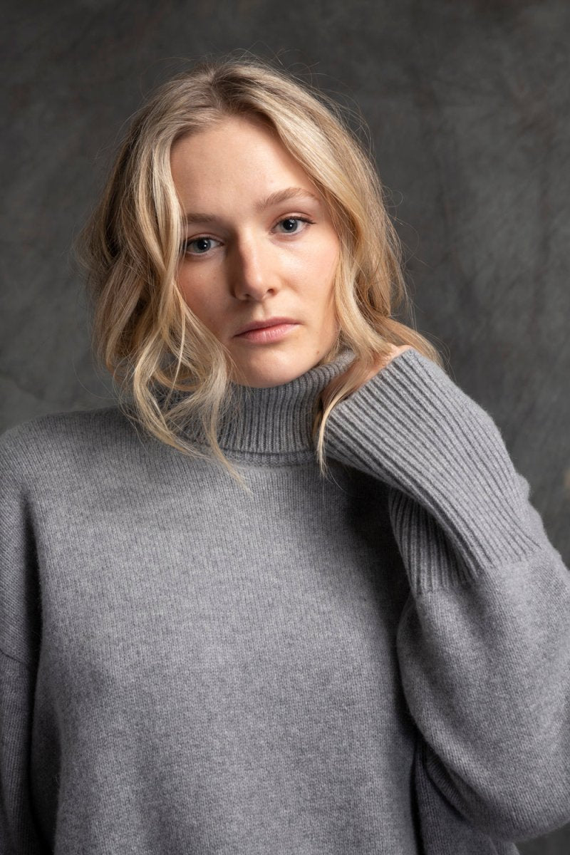 Andrea Sweater Light Grey - Natura Cashmere
