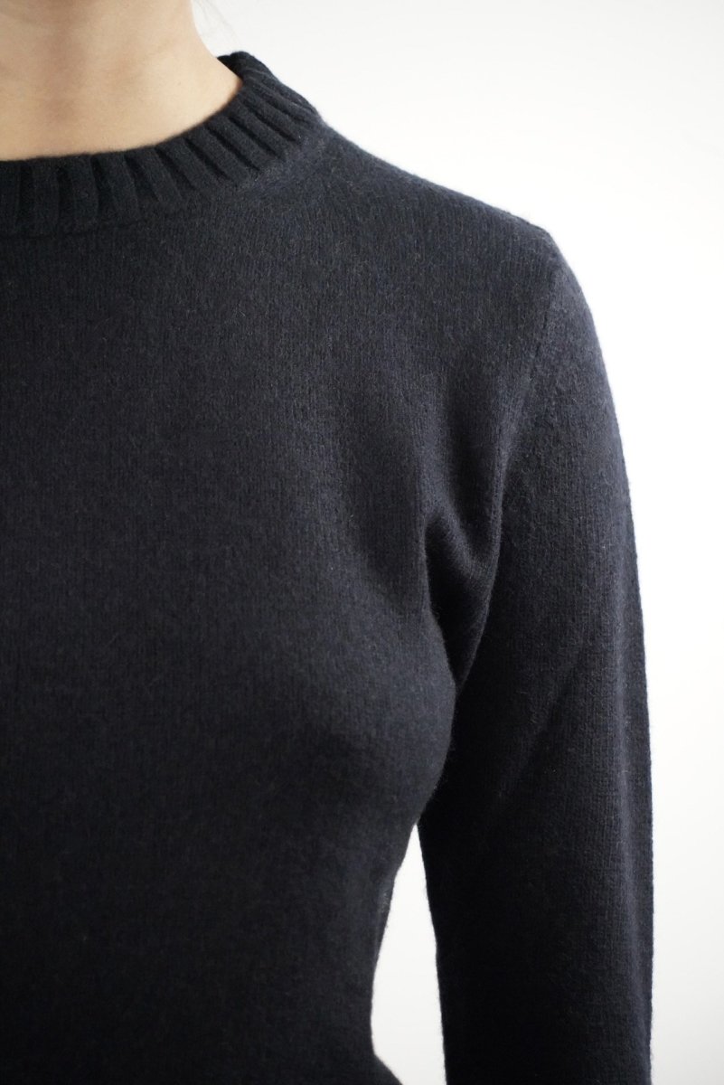 Theresia Sweater Black - Natura Cashmere